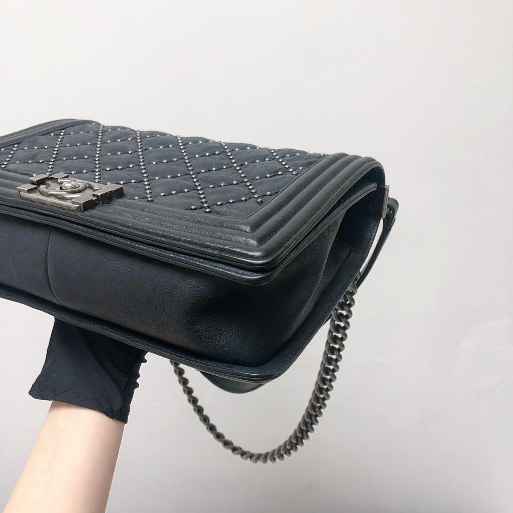 Le Boy Old Medium Crinkled Calfskin with Ruthenium Hardware Black