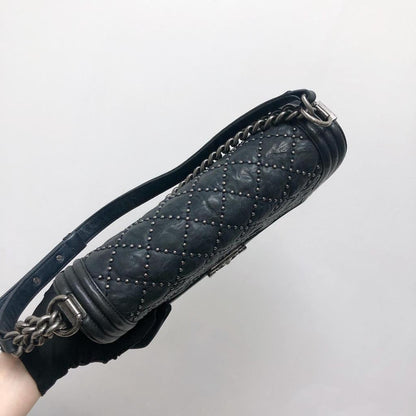 Le Boy Old Medium Crinkled Calfskin with Ruthenium Hardware Black