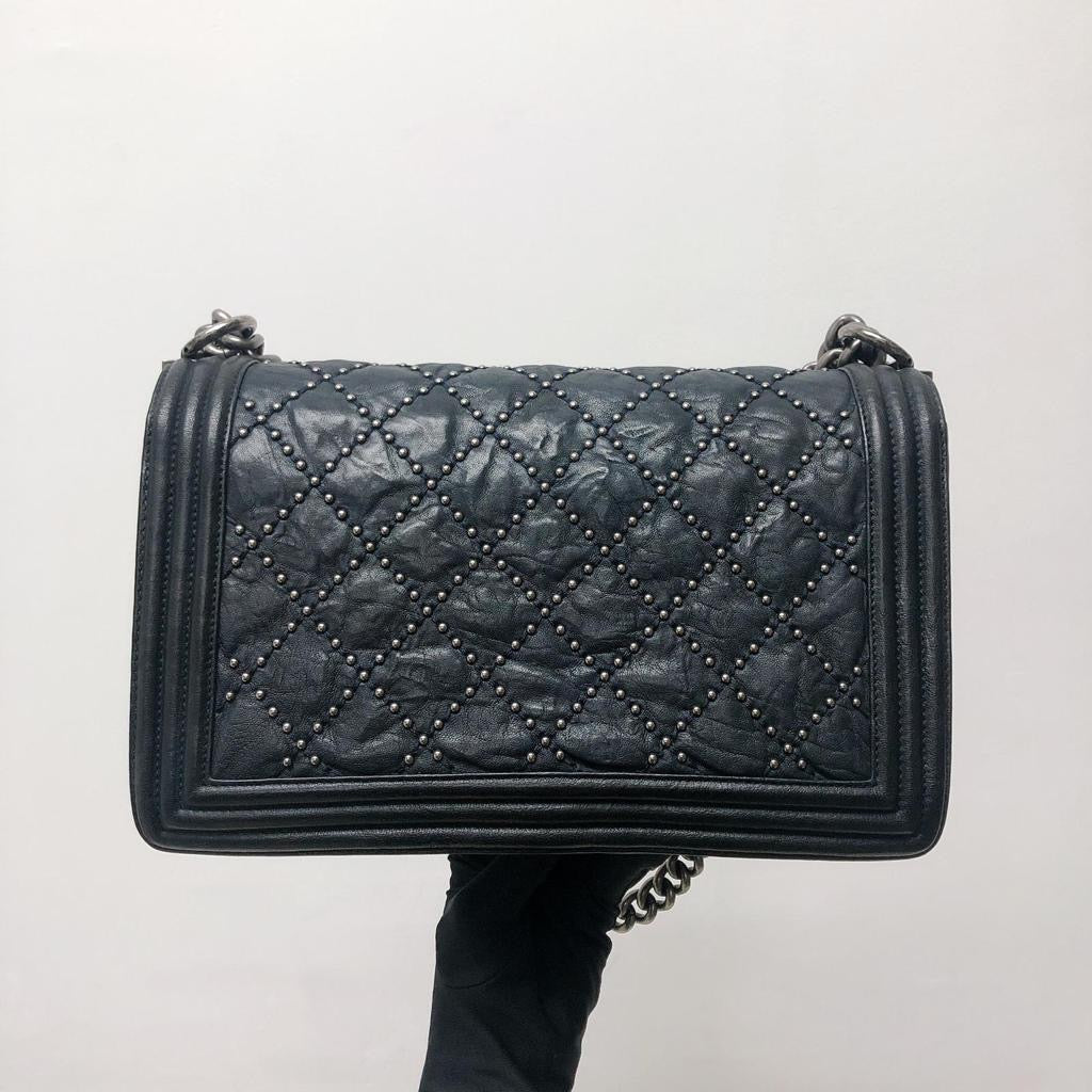 Le Boy Old Medium Crinkled Calfskin with Ruthenium Hardware Black