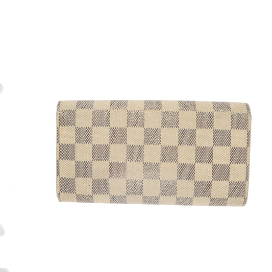 LOUIS VUITTON Wallet in White Canvas