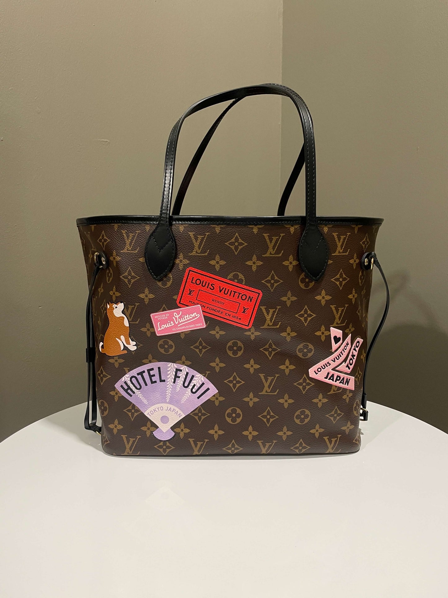Louis Vuitton Monogram Neverfull MM World Tour Monogram