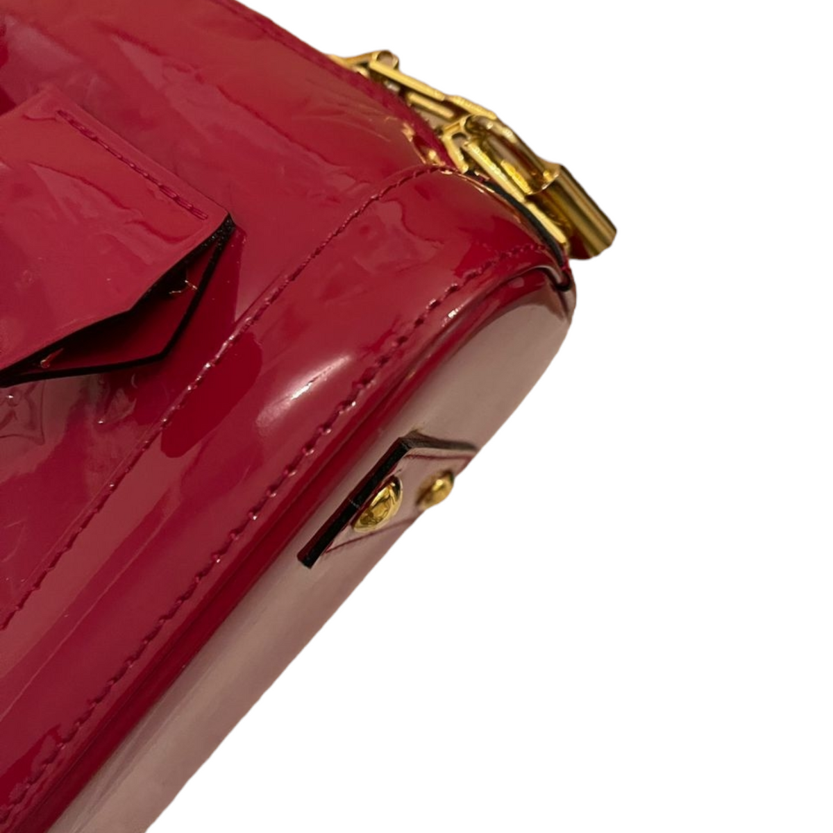 Louis-Vuitton Alma BB Vernis Leather Pink GHW