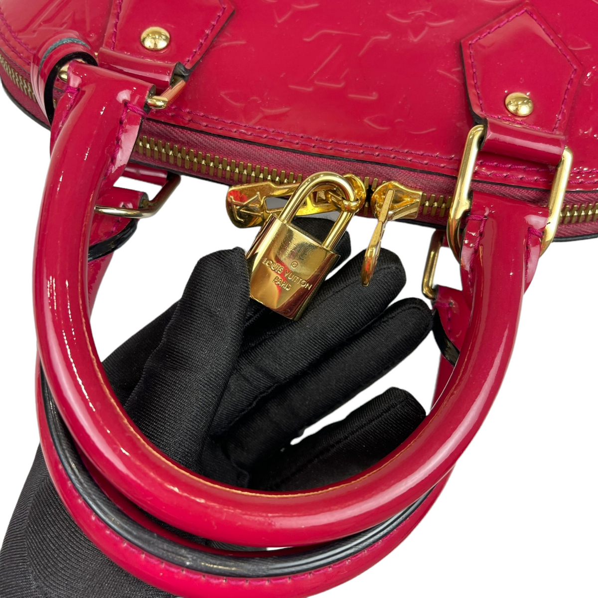 Louis-Vuitton Alma BB Vernis Leather Pink GHW
