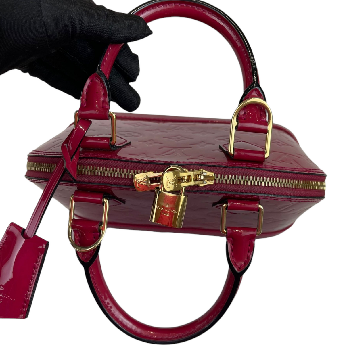 Louis-Vuitton Alma BB Vernis Leather Pink GHW