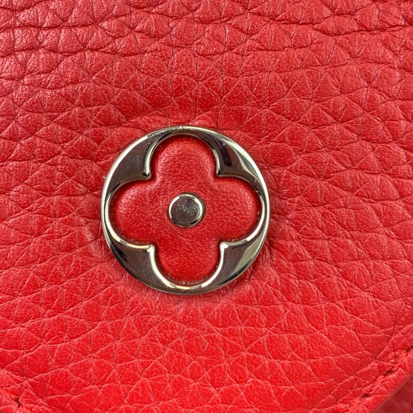 Louis-Vuitton Capucines BB Red Taurillon Leather