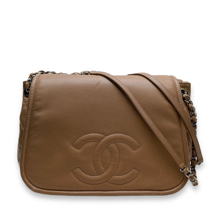 Timeless CC Shoulder Bag Beige in Caviar Leather, Silver hardware