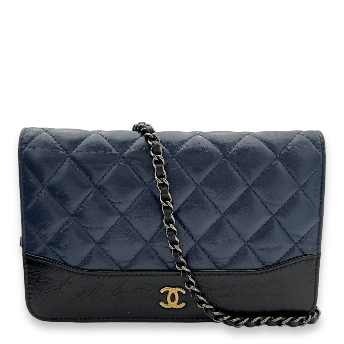 Gabrielle Blue Wallet On Chain in Calfskin, Gold hardware
