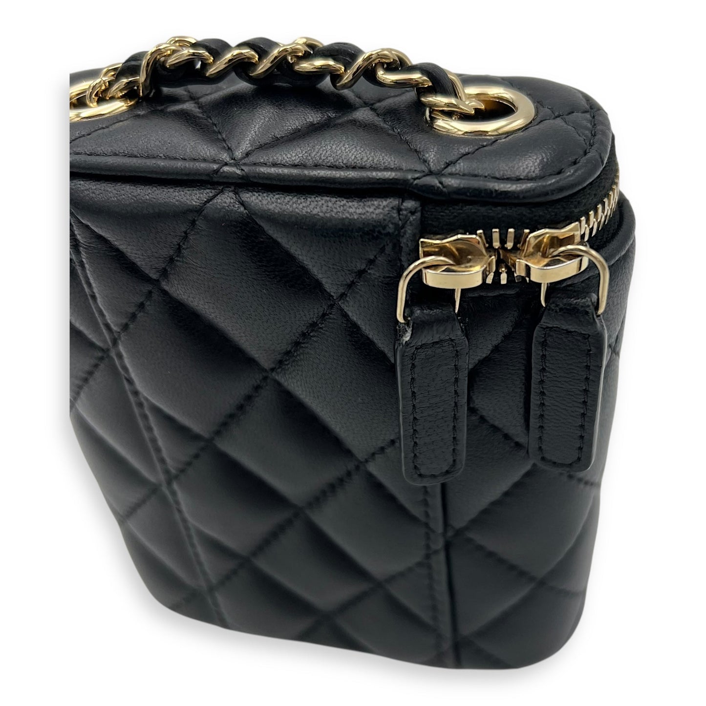 CC Vanity Bag Black in Lambskin, Gold hardware