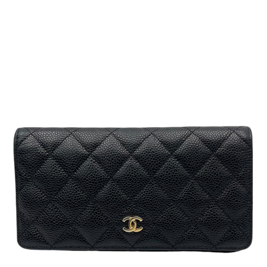 Classic Wallet Black in Caviar Leather, Gold hardware