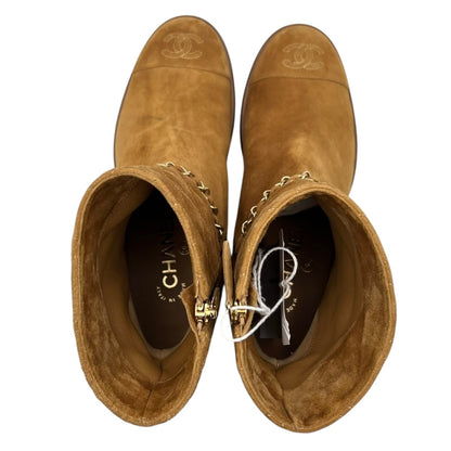 Chain CC Cap Toe EU 37.5 Brown Boots in Suede Leather