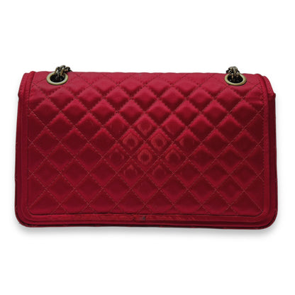 2.55 Reissue  225 Shoulder bag in Satin, Gold Hardware