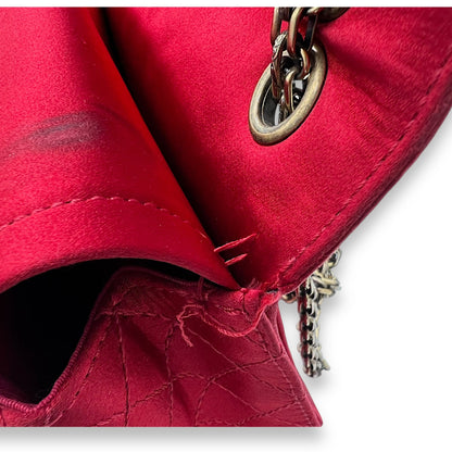 2.55 Reissue  225 Shoulder bag in Satin, Gold Hardware