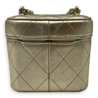 CC Vanity Bag Gold in Lambskin, Gold hardware