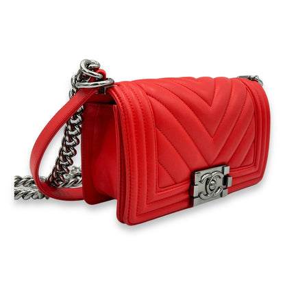 Boy Small Red Shoulder Bag in Lambskin, Gunmetal hardware