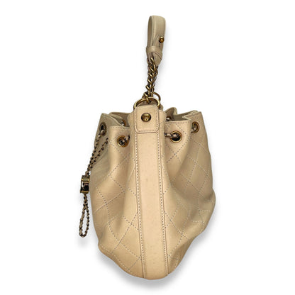 Drawstring CC White Bucket Bag in Lambskin, Gold hardware