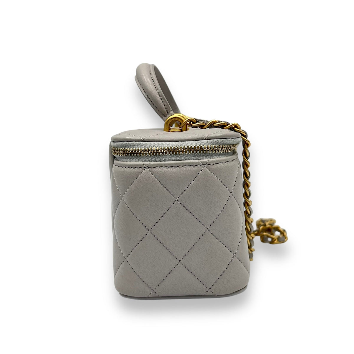 CC Vanity Bag Grey in Lambskin, Gold hardware