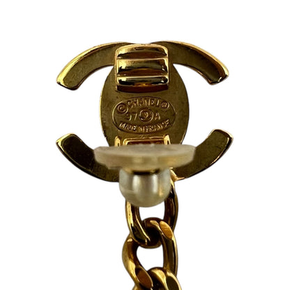 Vintage CC Turnlock Dangling Gold Earrings in Others, Gold hardware
