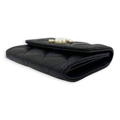 Pearl wallet Wallet Small Black in Lambskin, Gold hardware