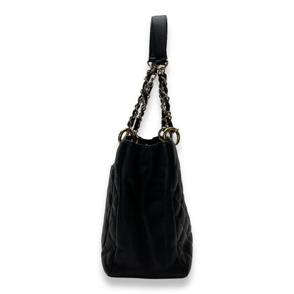 GST Large Black Shoulder Bag in Caviar Leather, Gold hardware