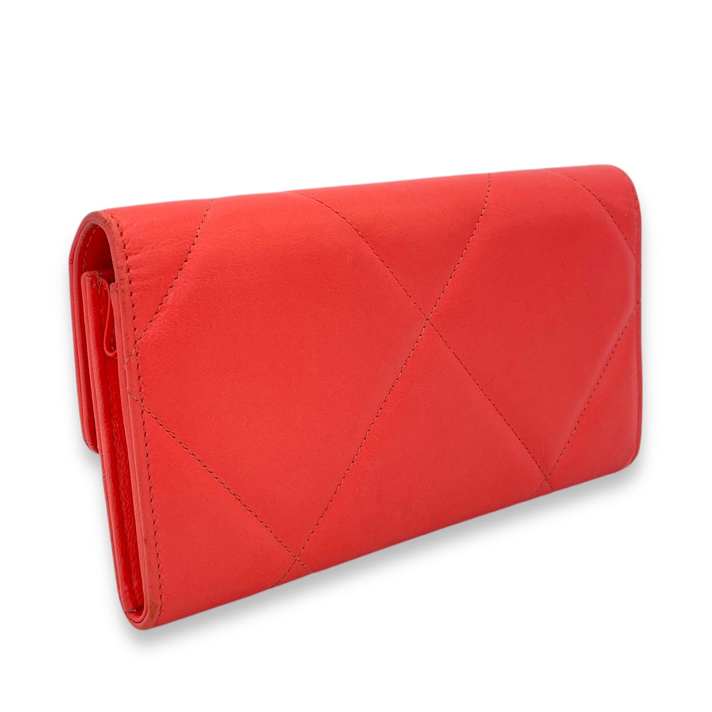 C19 Wallet Coral in Goat Leather, Gold hardware