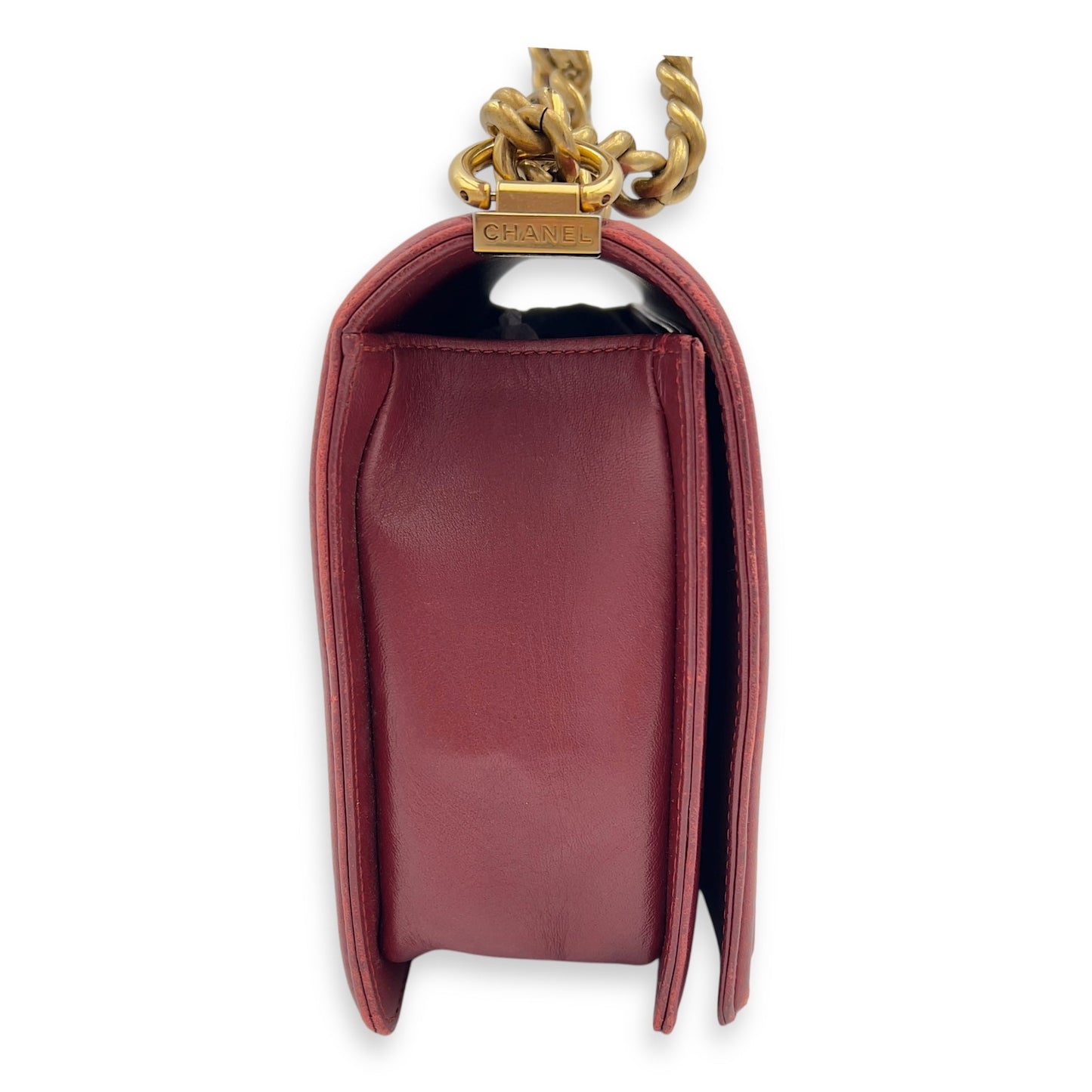 Boy Shoulder Bag Medium Red in Calfskin, Gold hardware