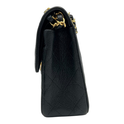 Classic Shoulder Bag Black in Caviar Leather, Gold hardware