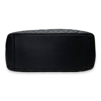 GST Large Black Shoulder Bag in Caviar Leather, Gold hardware