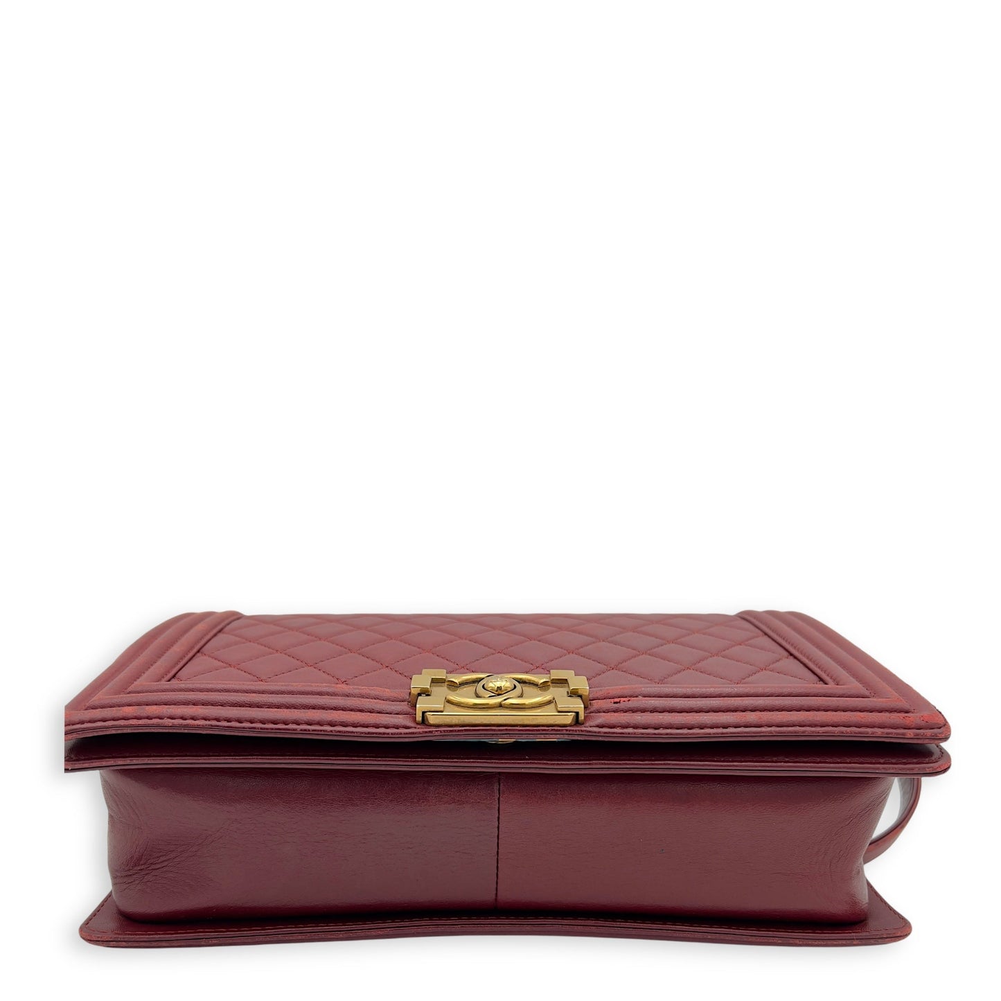 Boy Shoulder Bag Medium Red in Calfskin, Gold hardware