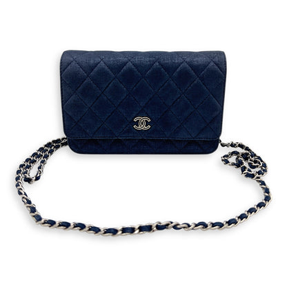 CC Blue Wallet On Chain in Nubuck, Silver hardware