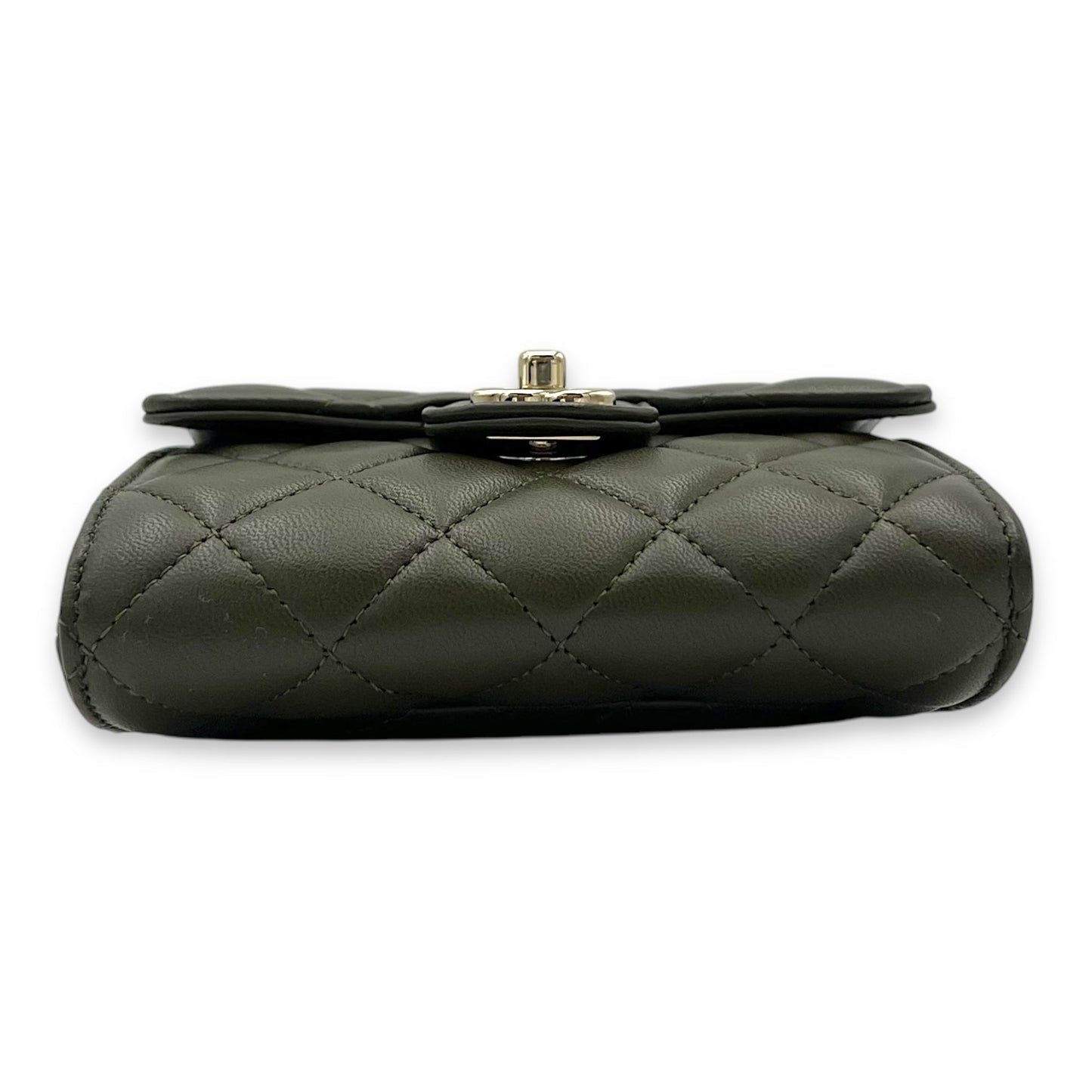 CC  Wallet Crossbody Bag Green in Lambskin, Gold hardware
