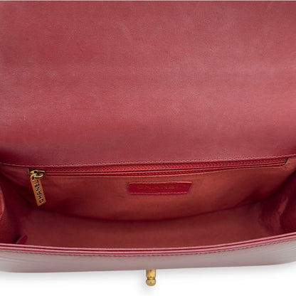 Boy Shoulder Bag Medium Red in Calfskin, Gold hardware