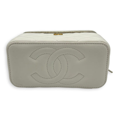 Vanity pearl crush Crossbody Bag White in Calfskin, Gold hardware