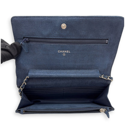 CC Blue Wallet On Chain in Nubuck, Silver hardware