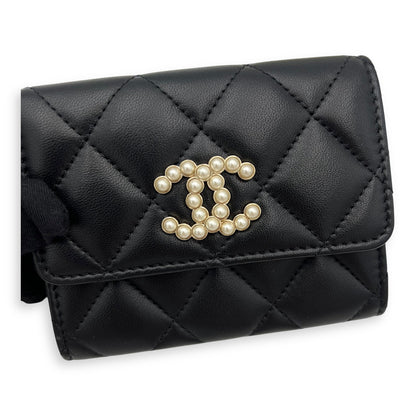 Pearl wallet Wallet Small Black in Lambskin, Gold hardware