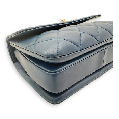 Trendy CC Top Handle Bag Blue in Lambskin, Gold hardware