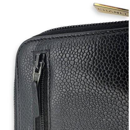 CC Zipped Black Wallet in Caviar Leather, Gold hardware