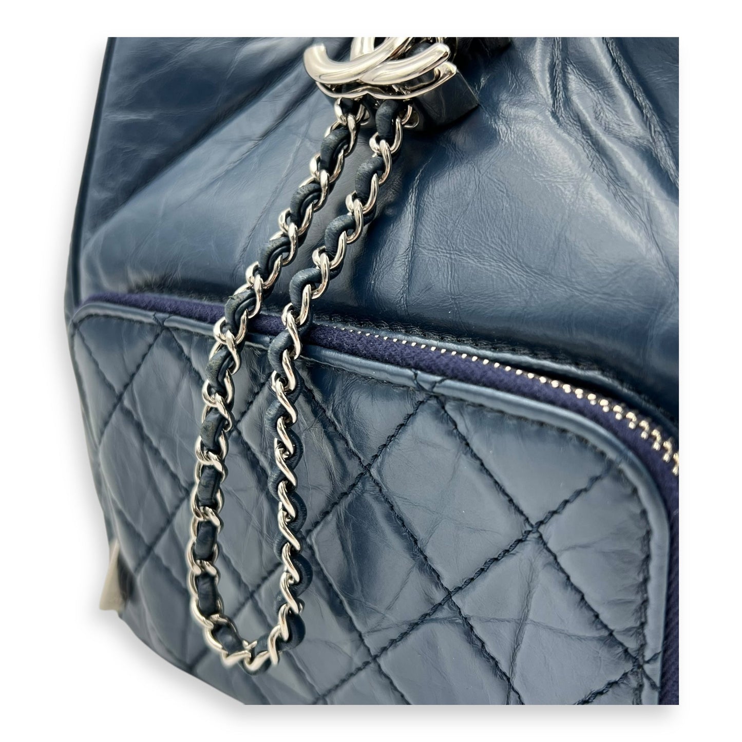 Quilted Seasonal Bucket Bag Blue in Calfskin, Gold hardware