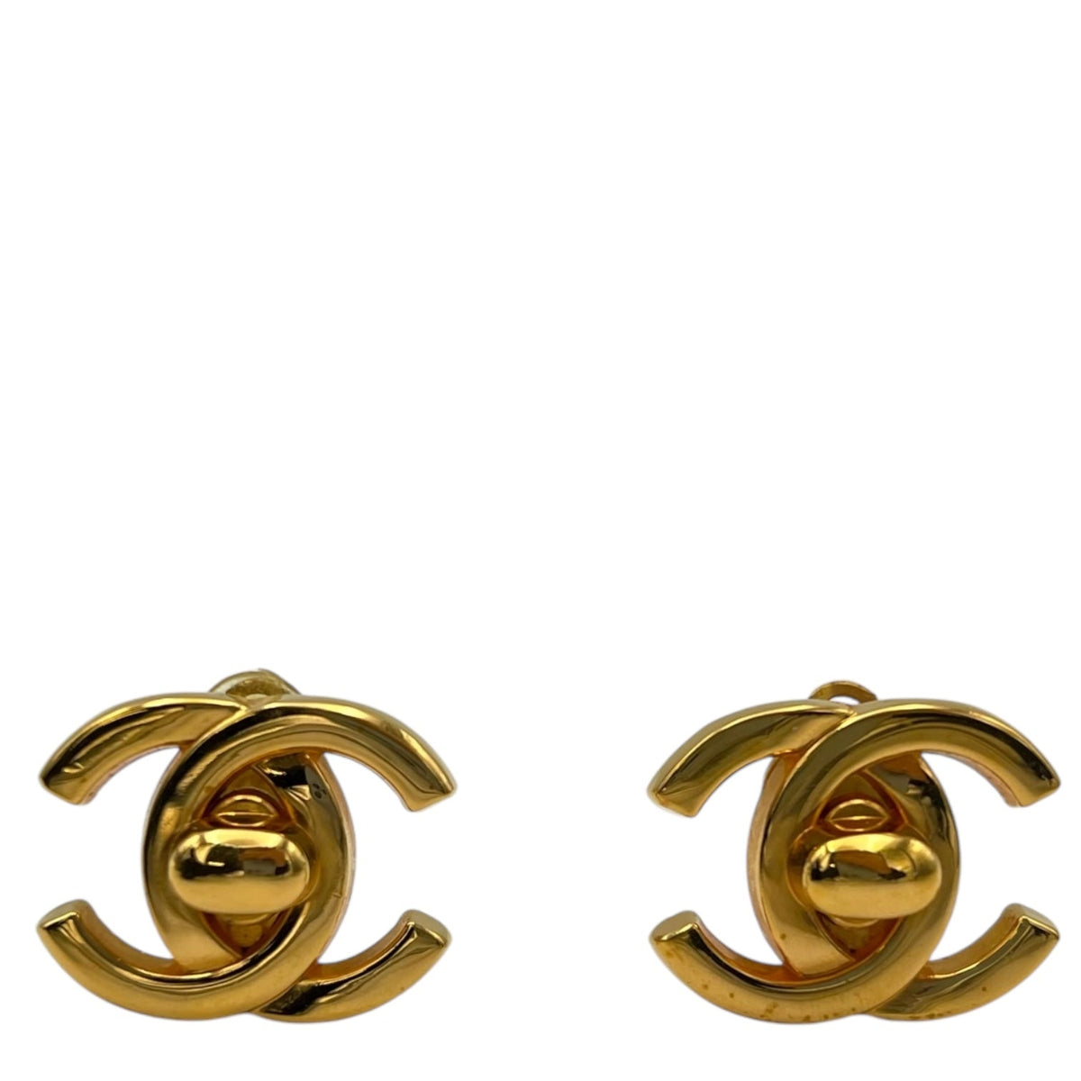 Vintage CC Turnlock Clip-on Gold Earrings in Others, Gold hardware