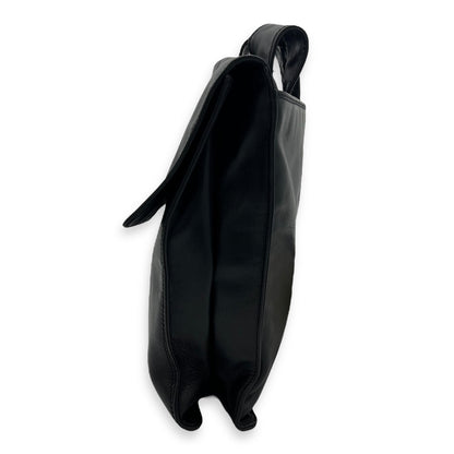 Vintage CC Black Crossbody Bag in Calfskin, Gold hardware