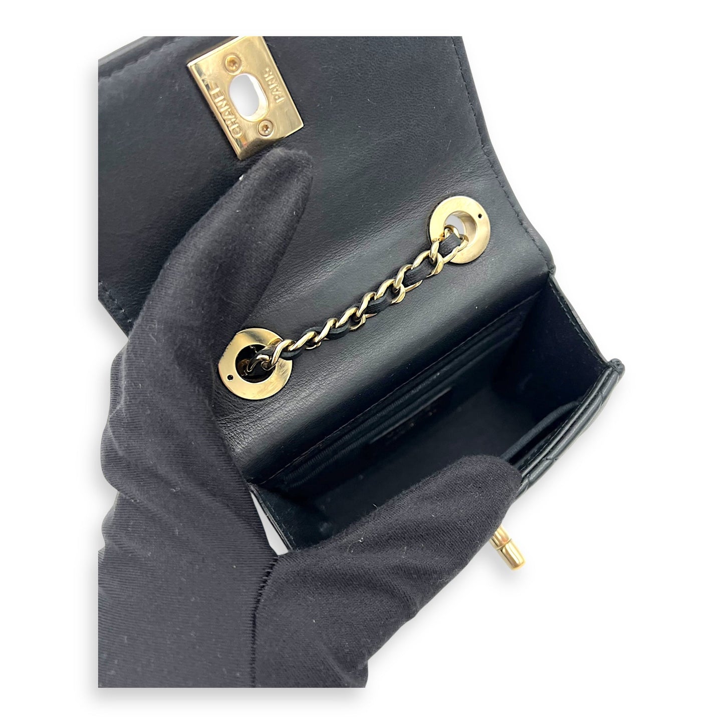CC Crossbody Bag Black in Lambskin, Gold hardware
