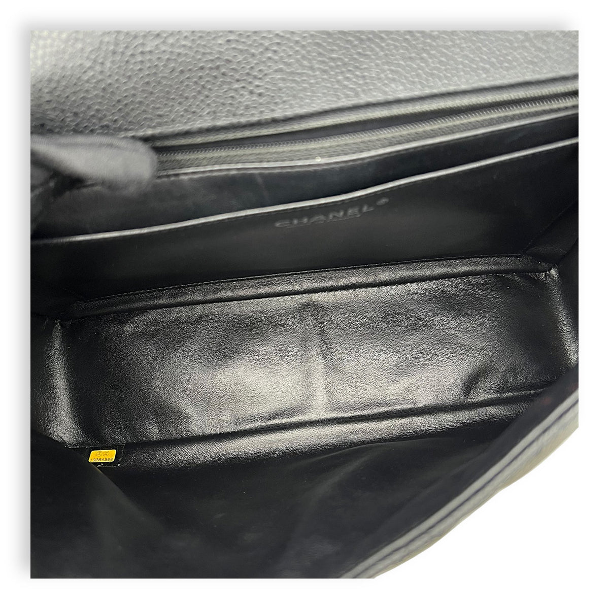 Classic Jumbo Black Shoulder Bag in Caviar Leather, Silver hardware