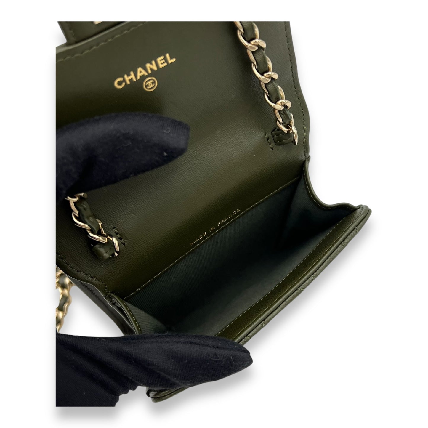 CC  Wallet Crossbody Bag Green in Lambskin, Gold hardware