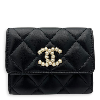 Pearl wallet Wallet Small Black in Lambskin, Gold hardware
