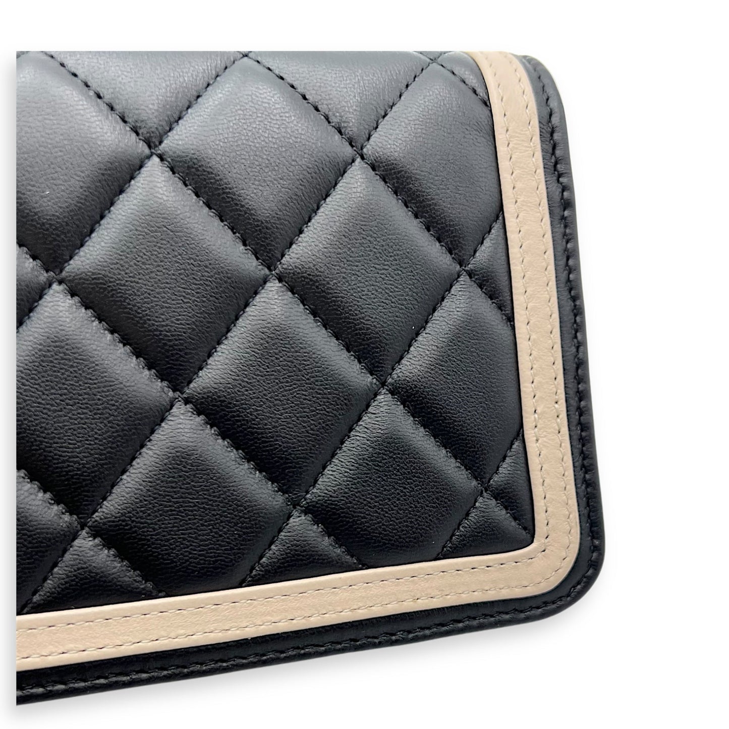 Phone Wallet On Chain Black in Lambskin, Silver hardware