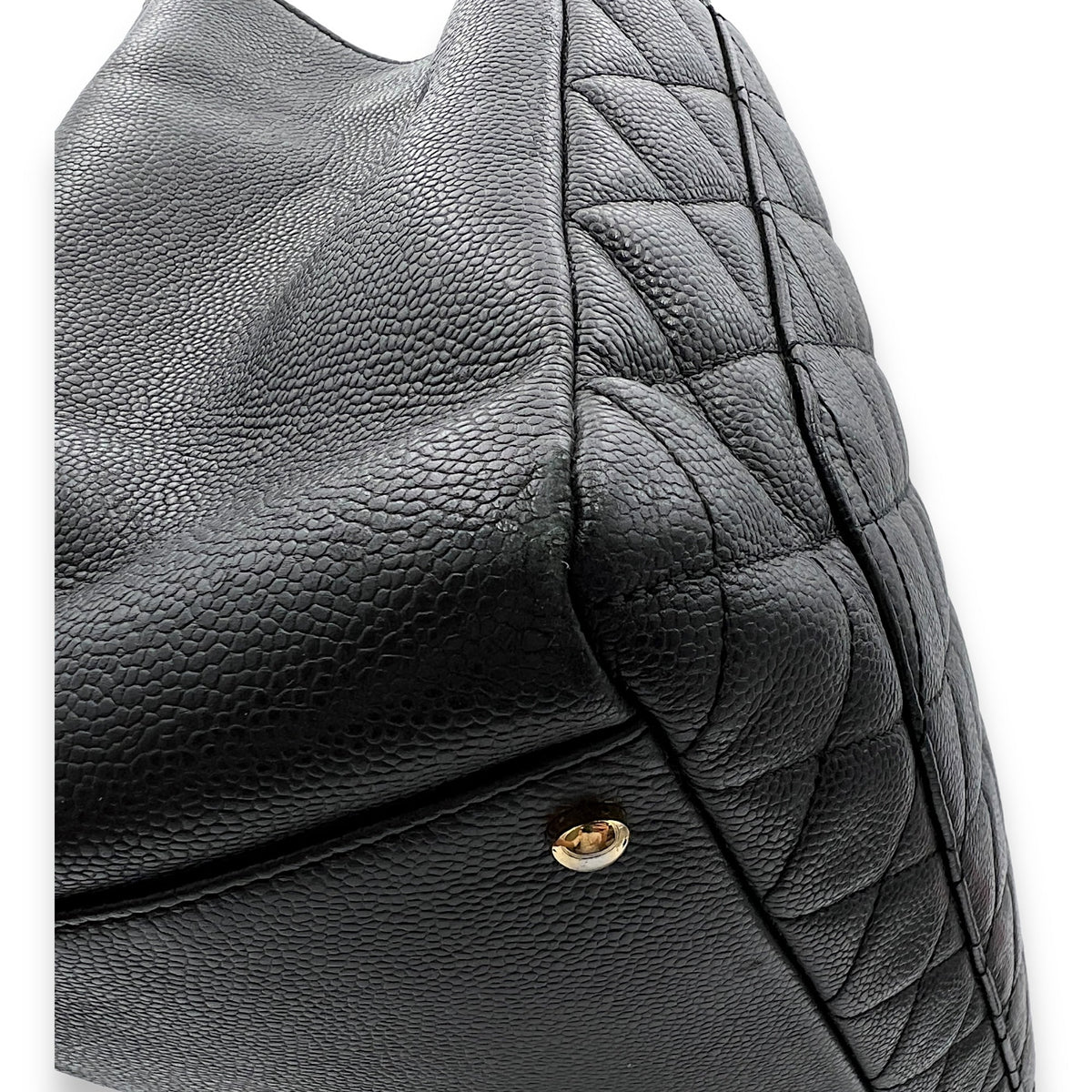 GST XL Black Tote Bag in Caviar Leather, Gold hardware