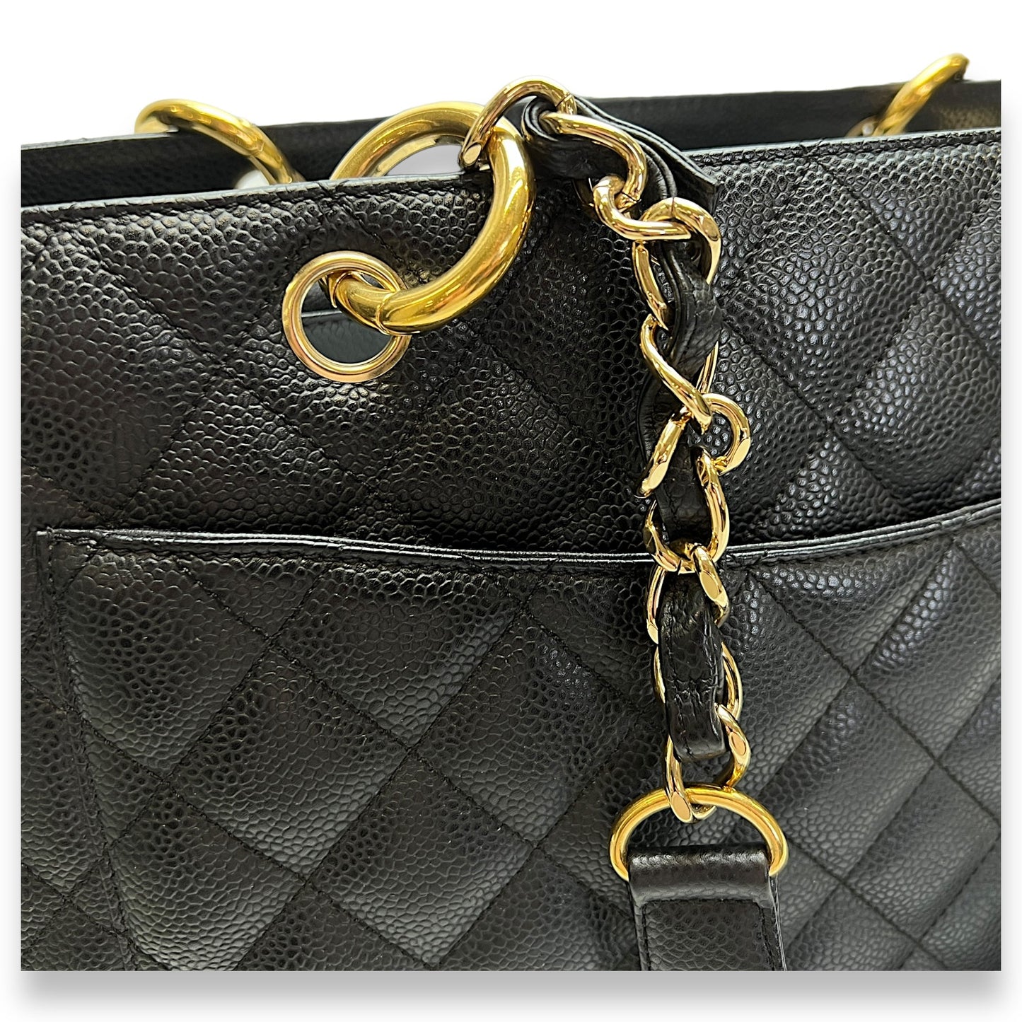 GST Large Black Shoulder Bag in Caviar Leather, Gold hardware