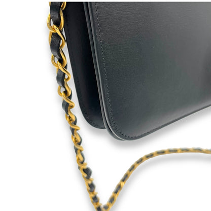 Vintage Mademoiselle Black Shoulder Bag in Calfskin, Gold hardware