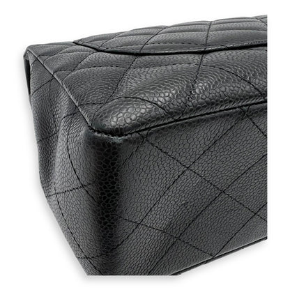 Classic Jumbo Black Shoulder Bag in Caviar Leather, Silver hardware