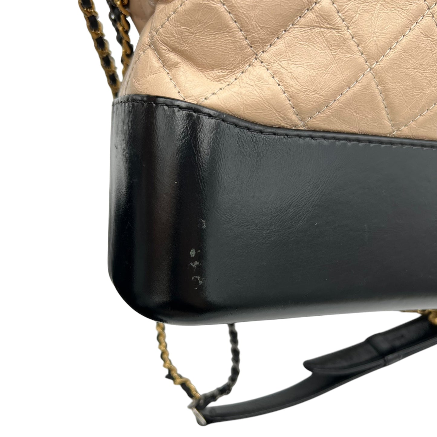 Gabrielle Large Beige Shoulder Bag in Calfskin, Mixed hardware