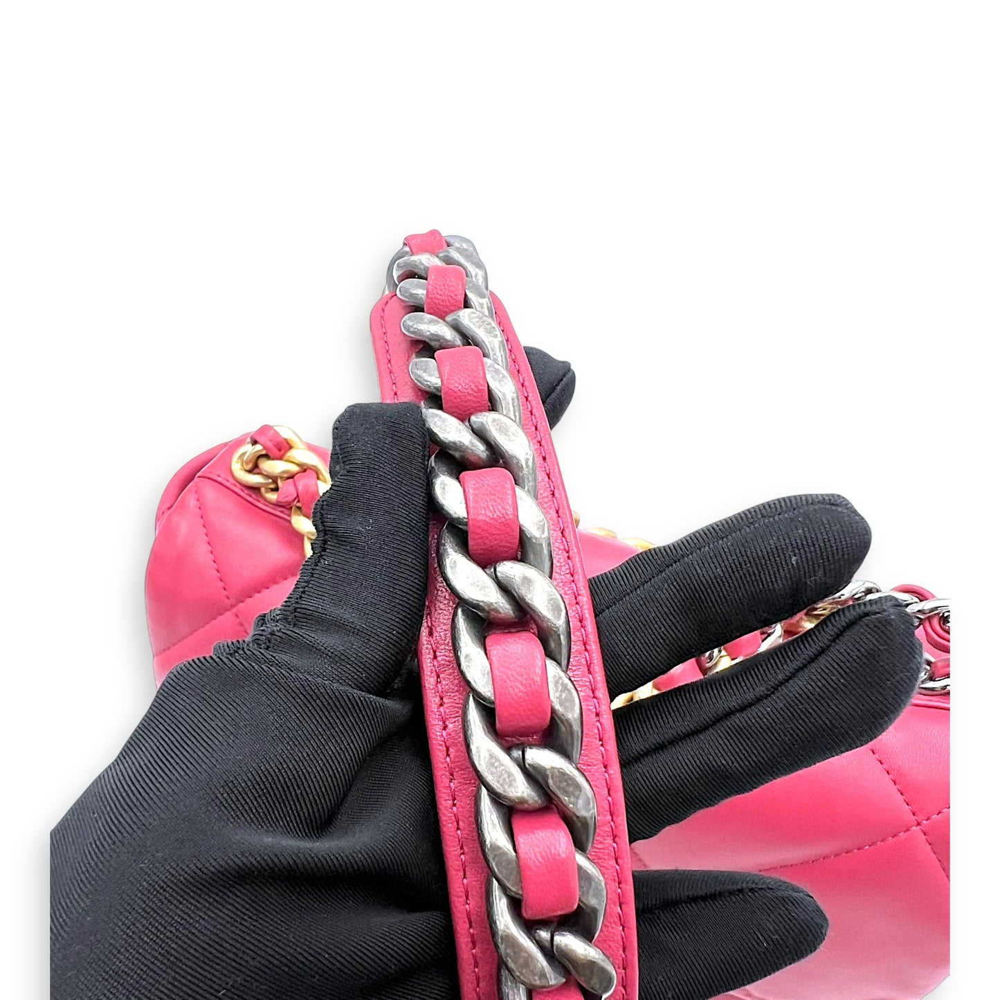 C19 Large Pink Shoulder Bag in Lambskin, Mixed hardware